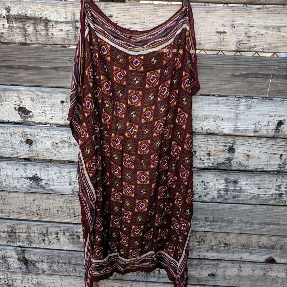 Maroon Aztec Print Lightweight Scarf